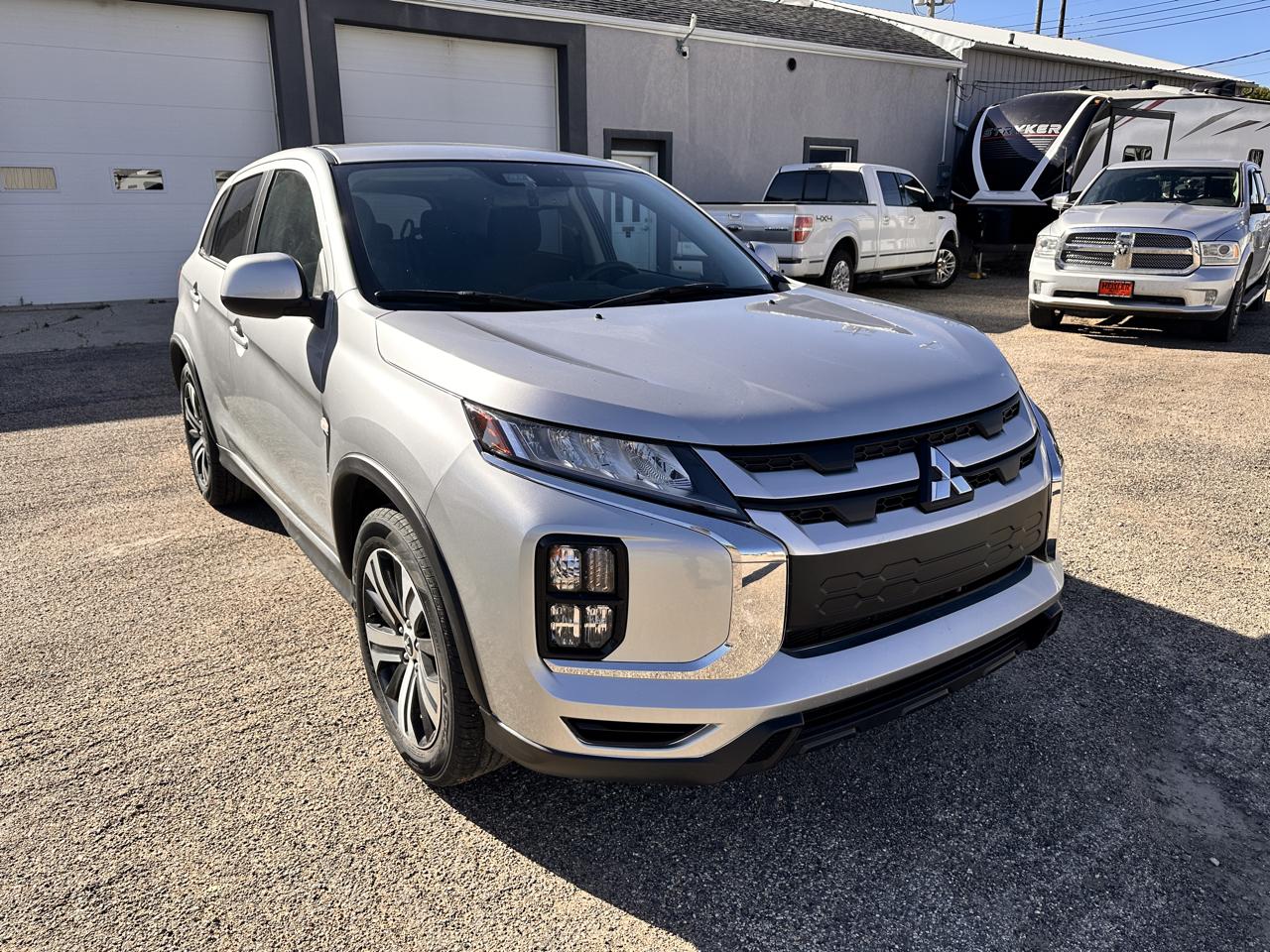 mitsubishi outlander sport 2025 JA4ARUAU5SU008667 image mitsubishi outlander sport 2025 JA4ARUAU5SU008667 image